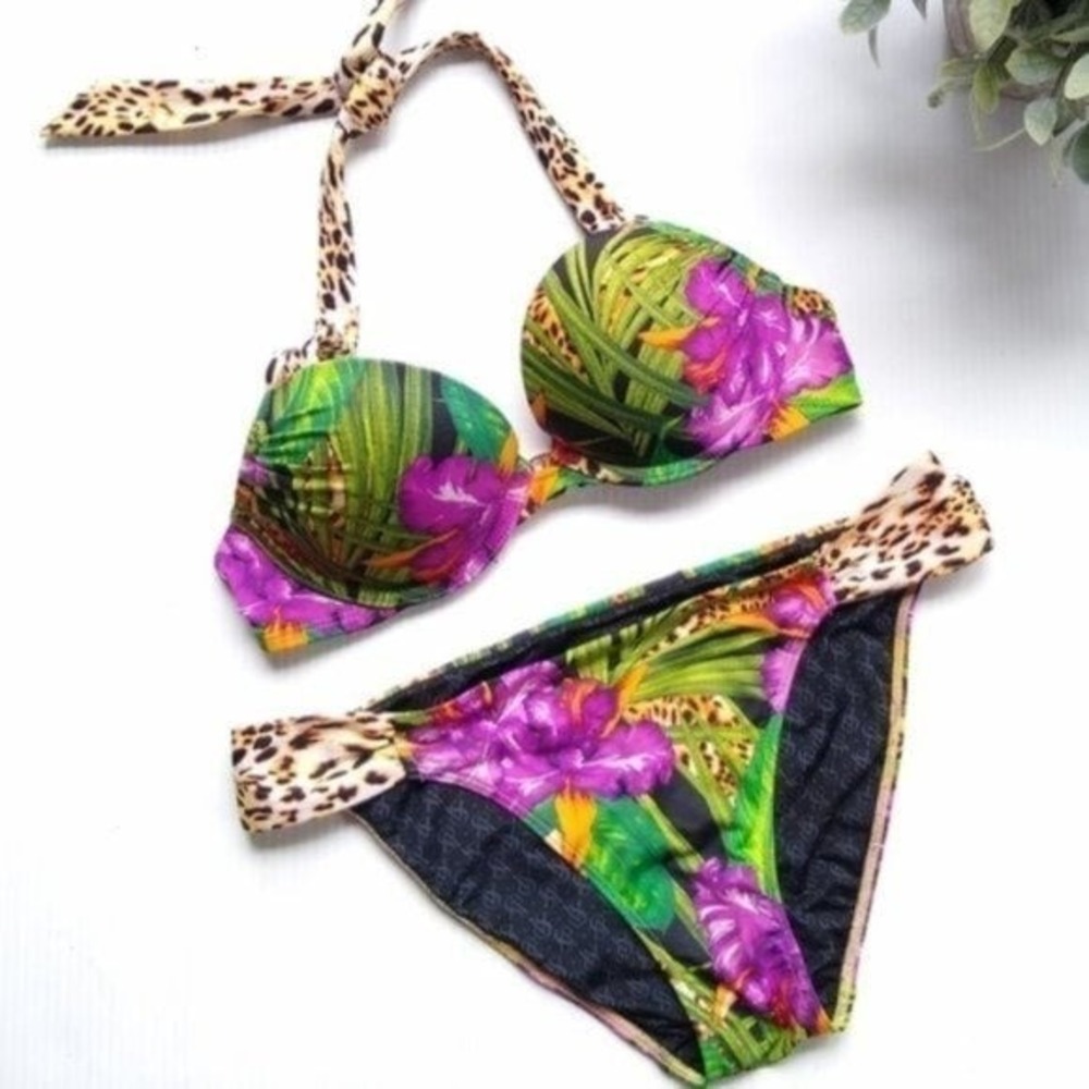 32A Medium 2 Pc Swim Bombshell Swimsuit
